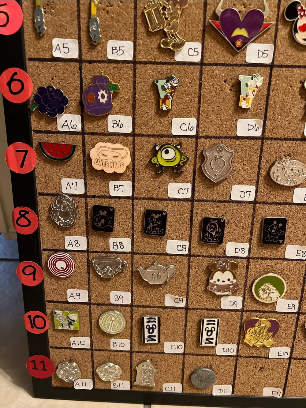 Disney pins - Picture 4 of 13